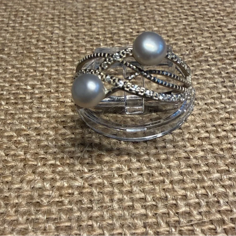 NATALIYA V COLLISTER Sterling silver gray button pearls clear CZ ring, size 9